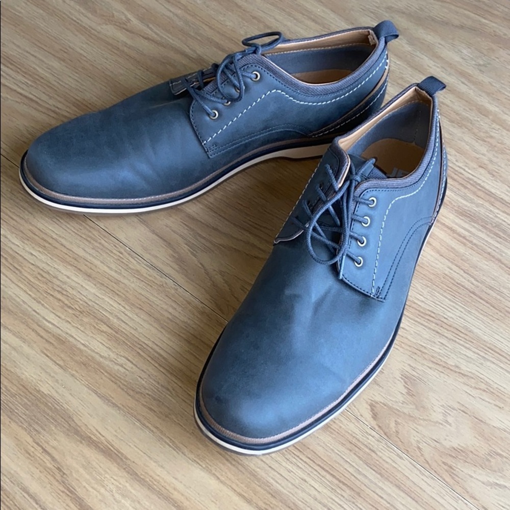 Gray dress shoes size 13